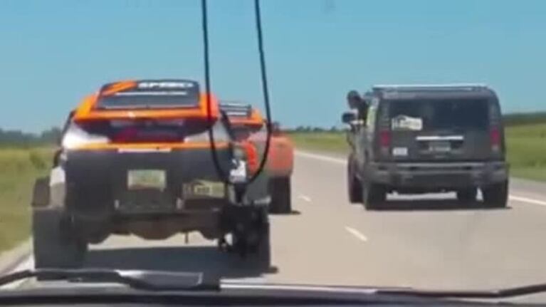 Así fue el accidente del equipo de Robby Gordon