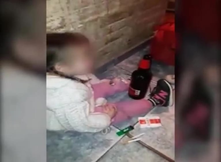 Obligaban a su hija de tres años a consumir droga