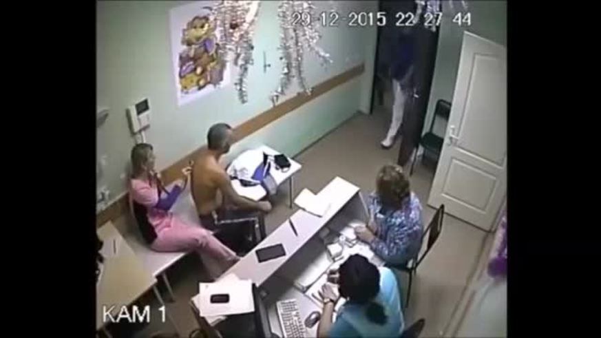 Un médico mató de un golpe a paciente que sedujo a enfermera