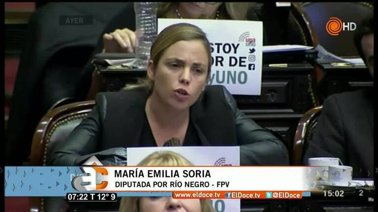 La diputada de la manzana que sorprendió a Marcos Peña