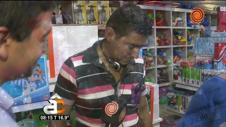 El arbolito y los adornos de Navidad no se salvan de la inflación