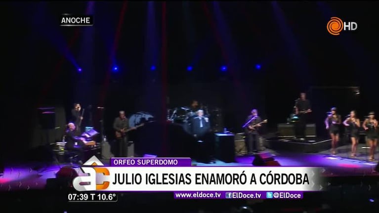 Julio Iglesias sigue enamorando a las cordobesas