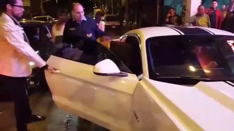 Como en Las Vegas: así entró Jean Carlos a Sala del Rey