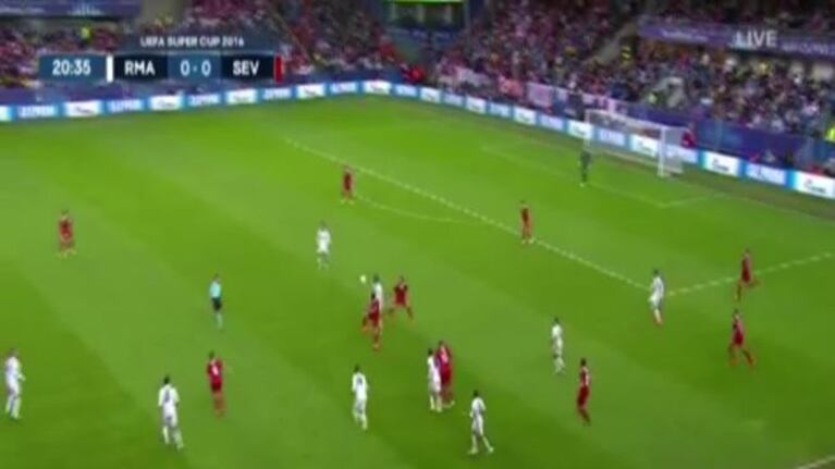 El gol del Mudo Vázquez ante el Real Madrid