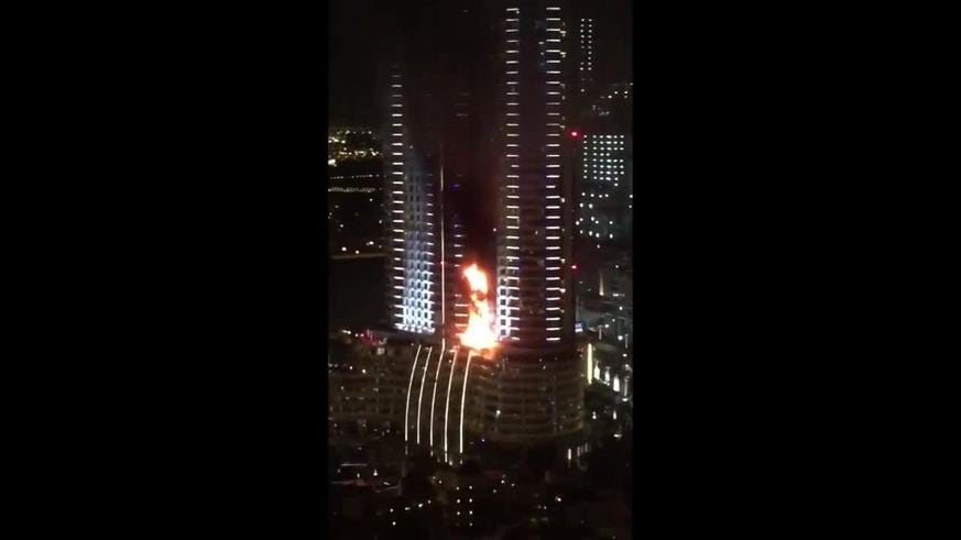 Así se incendió una torre en Dubai