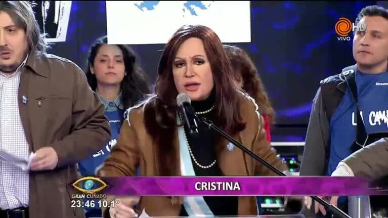 Cristina reapareció en el Bailando
