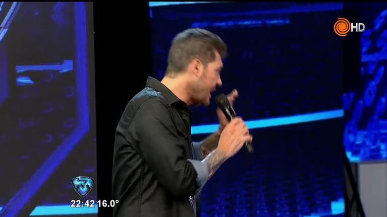El Beso a Beso de Iliana Calabró y "La Mona"
