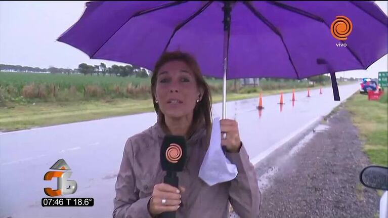 Se fue a la cuneta en medio del temporal