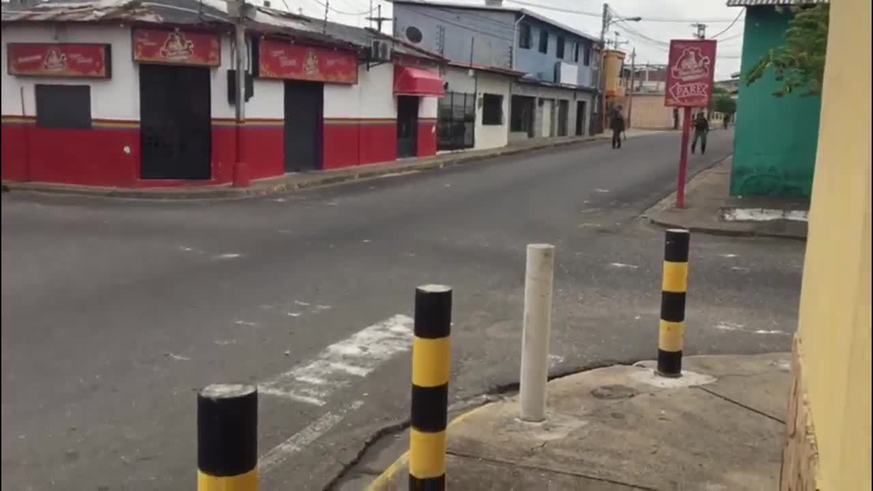 Venezuela: fue baleada en su casa por un militar