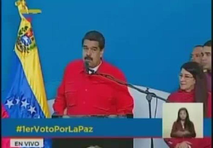 El papelón de Maduro durante la votación