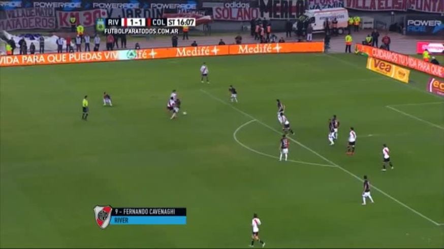 Gol de Cavenaghi para River contra Colón