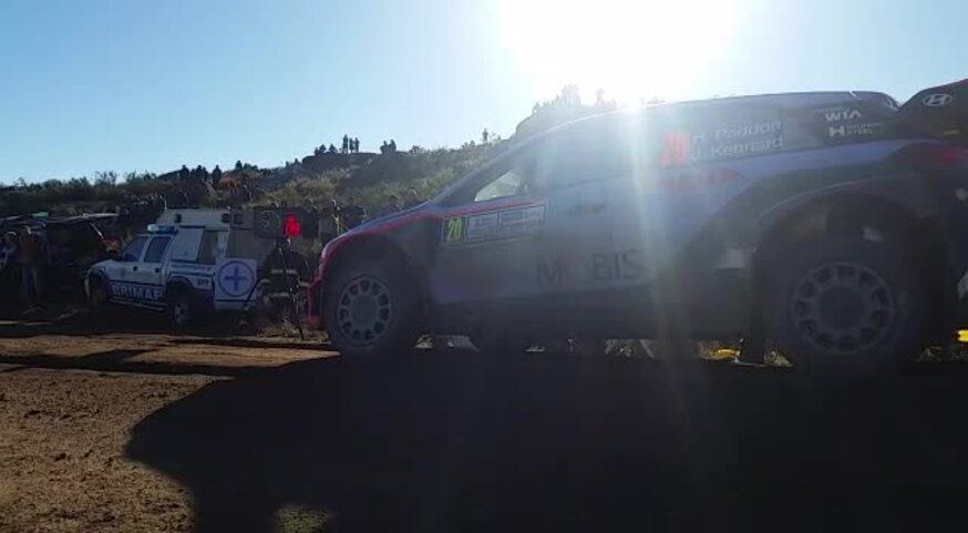 Los autos del Rally Argentina ya prueban los caminos 