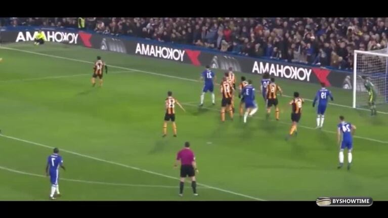 El terrible choque de cabezas en Inglaterra