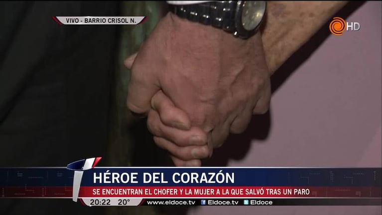 El chofer y la mujer a la que salvó de un paro, juntos en Telenoche