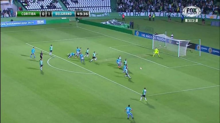 Luján metió el 2-0 para Belgrano ante Coritiba