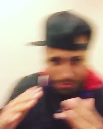 Nicky Jam también canta el "Dale vieja"