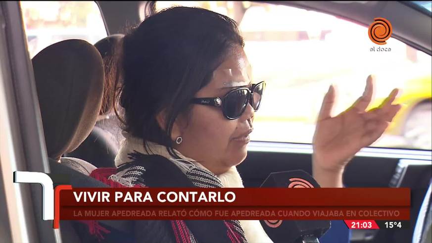 El drama de la mujer apedreada en un colectivo