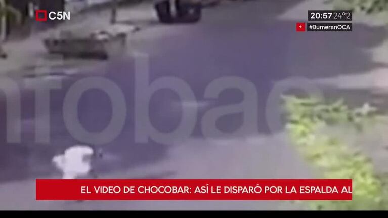 Así disparó el policía Chocobar contra el ladrón