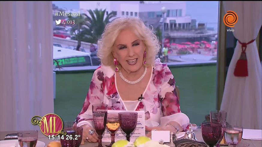 Silvia Suller le contó a Mirtha su noche con el plantel de San Lorenzo