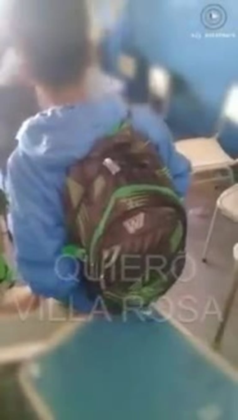 Atacó a otro alumno con un cuchillo en el aula