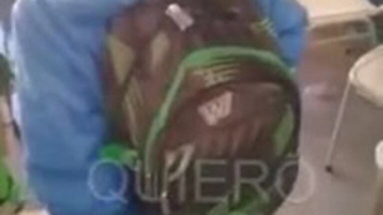 Atacó a otro alumno con un cuchillo en el aula