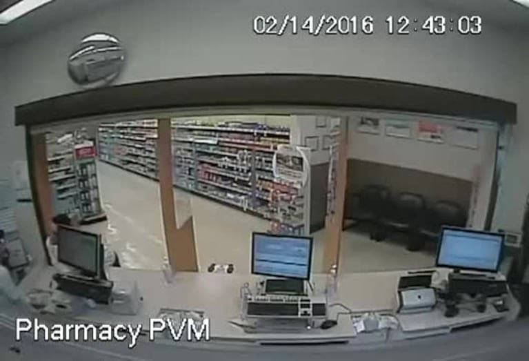 Quiso robar una farmacia y recibió una golpiza