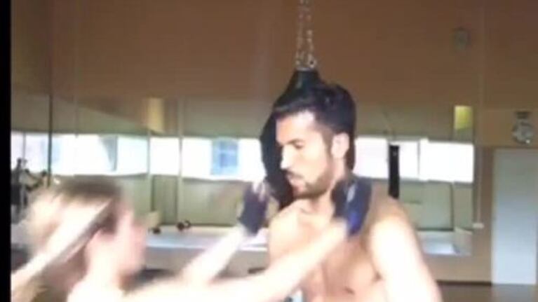 ¡Quién no quisiera! El sensual entrenamiento de Garay con su esposa