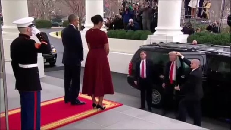 El incómodo momento entre Melania y Michelle