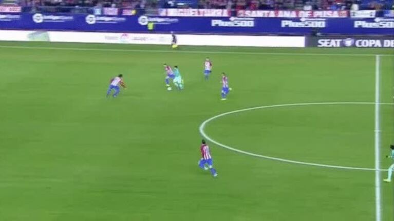 Imparable: el golazo de Suárez al Atlético de Madrid