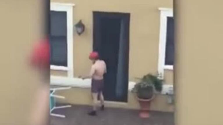 Un vecino mostró a Nikolas Cruz practicando tiro
