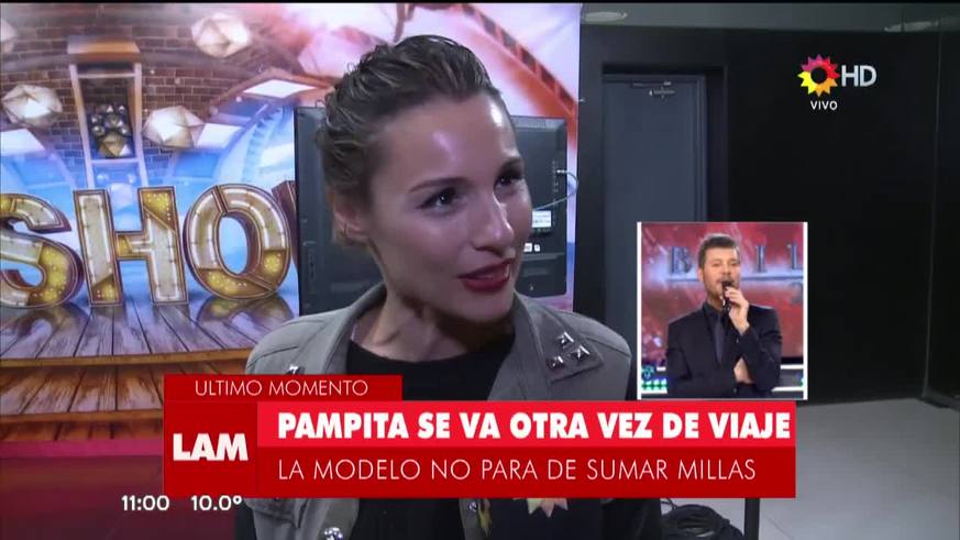 Pampita, otra vez de viaje
