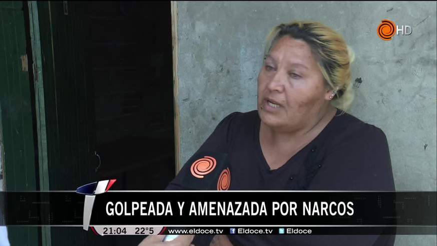 Denuncia que narcos la golpearon y amenazaron para que venda droga