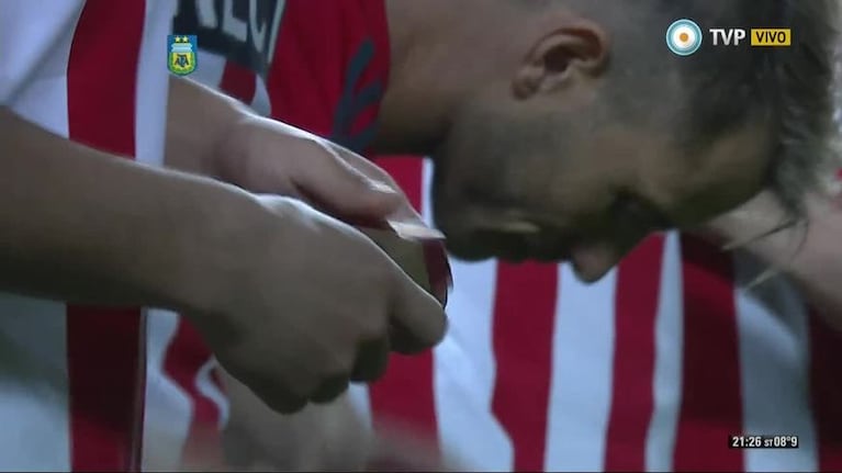 Estudiantes reconoció a River por la Libertadores