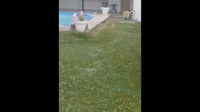 Intensa pedrea sorprendió a Cosquín