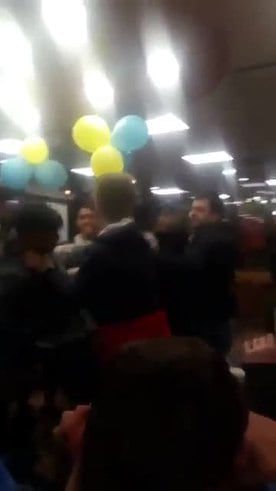 Batalla campal en el McDonald's de Ruta 20