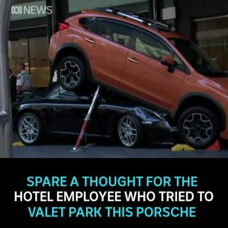 El estacionamiento de un Porsche 
