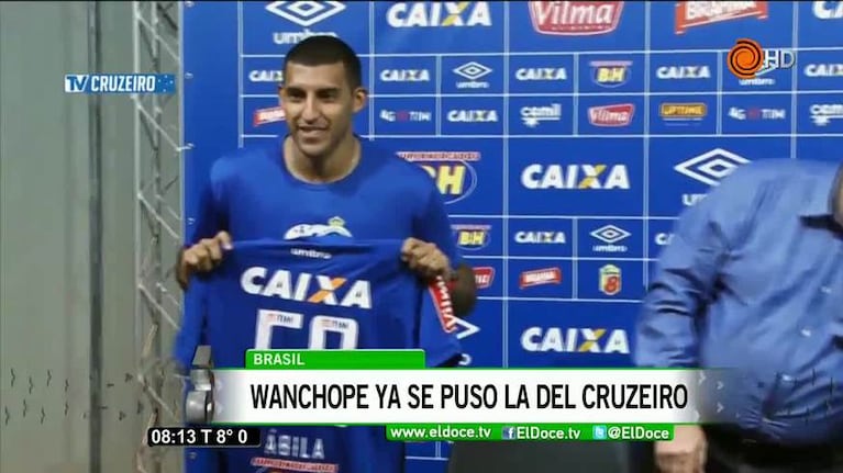 La presentación de Wanchope Ábila en Cruzeiro