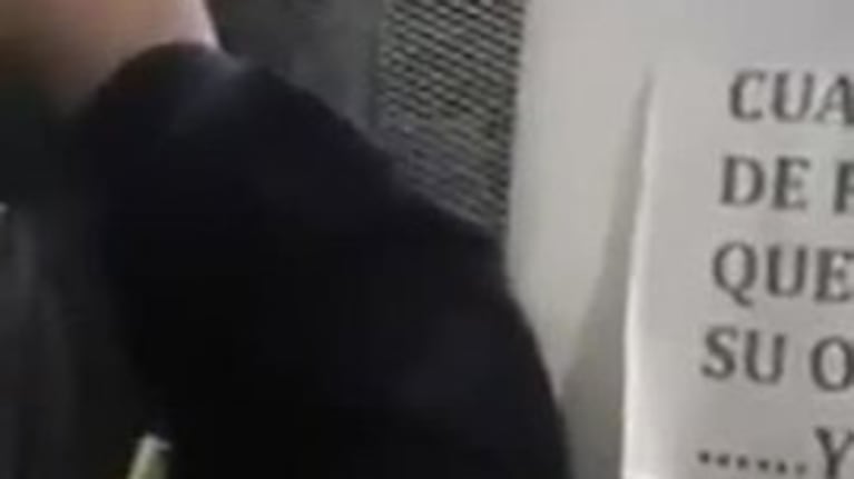 Un preso quedó atrapado entre las rejas y el techo
