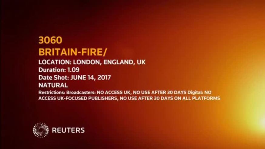 Fuerte incendio en un edificio en Londres