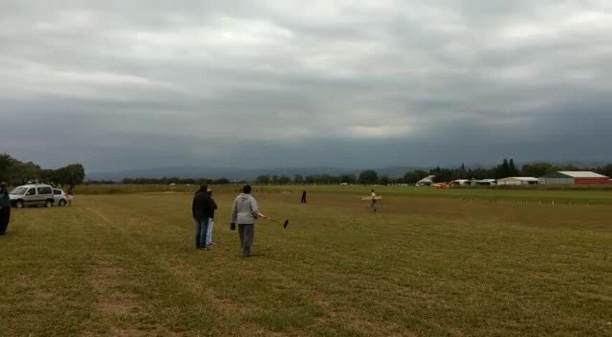 Alta Gracia: un pasajero aterrizó un avión