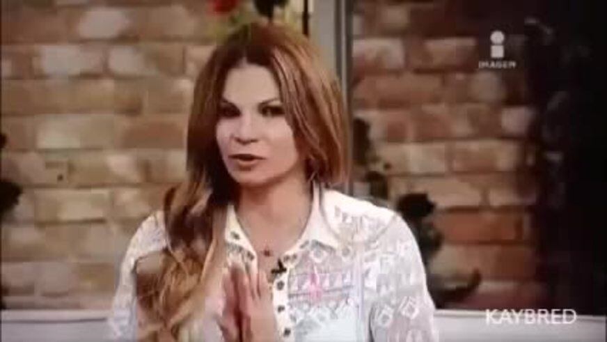 Invitaron a una vidente a la TV y apareció un fantasma