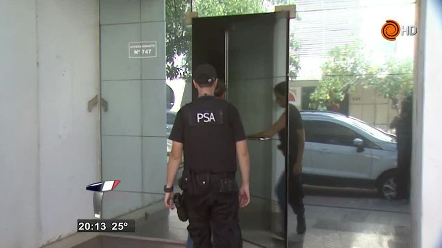 Allanaron las oficinas de Kolektor por supuesto lavado de dinero
