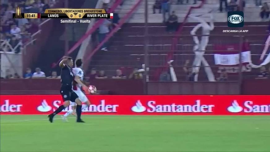 En cinco minutos, River se puso 2-0 ante Lanús