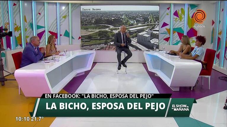 El auto y los signos por "La Bicho"