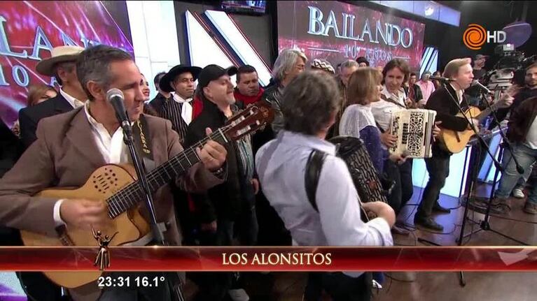 Moria y Nacha bailaron chamamé