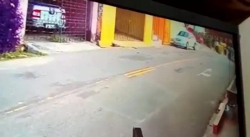 Siguió a su esposo con la amante y lo mató