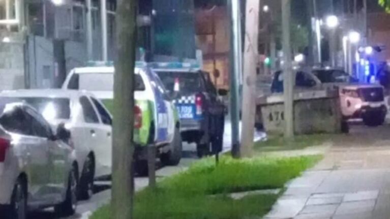 Le quisieron robar el auto y la asesinaron de un balazo en la cabeza