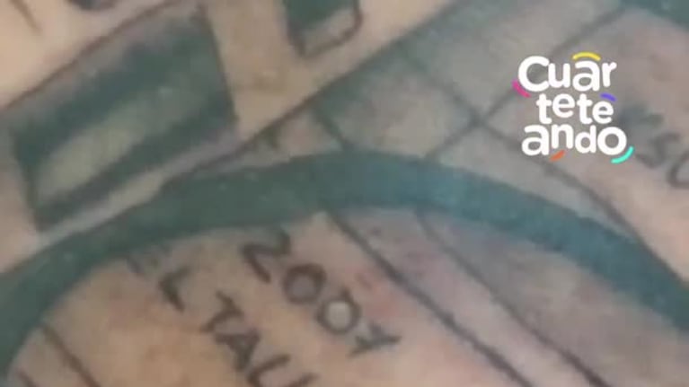 El increíble tatuaje de un músico de Ulises