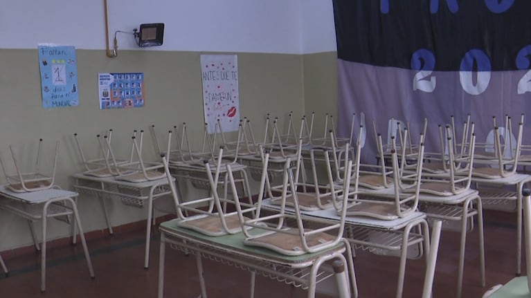 El drama de una escuela que se quedó sin luz y gas en pleno invierno