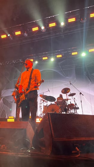 No Te Va Gustar abrió un paquete de figuritas en pleno show